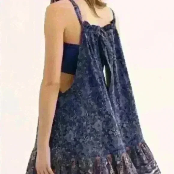 Like new! FREE PEOPLE LYLA SWINGY SLEEVELESS A-LINE PRINTED DRESS NAVY COMBO XS - Picture 4 of 4